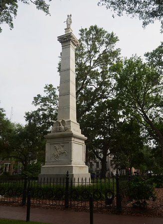 Pulaski Monument